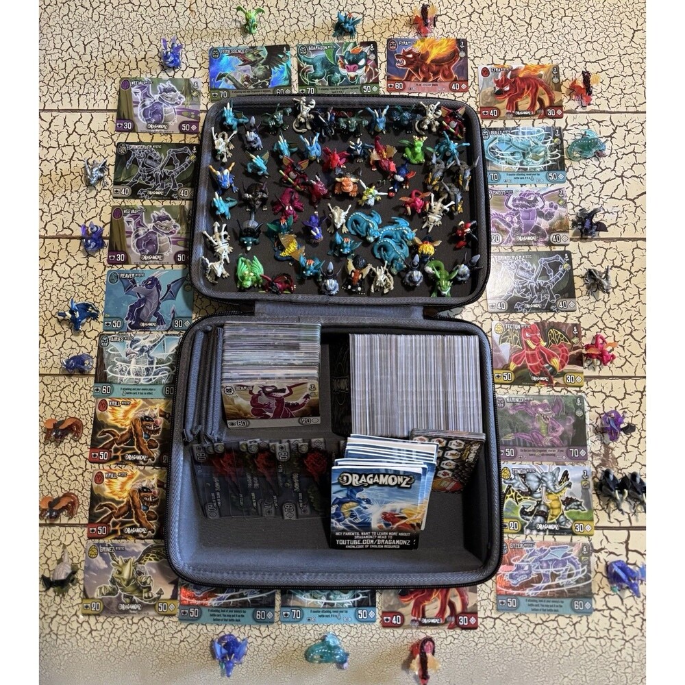 Huge lot Dragamonz 400+ cards 78 figures 21 Rare mystic cards w/ figures & Case!